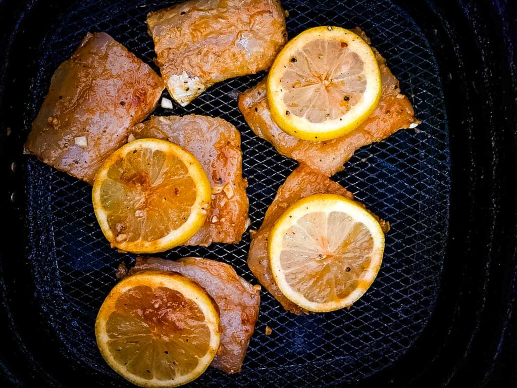 how to cook fish in air fryer without breading