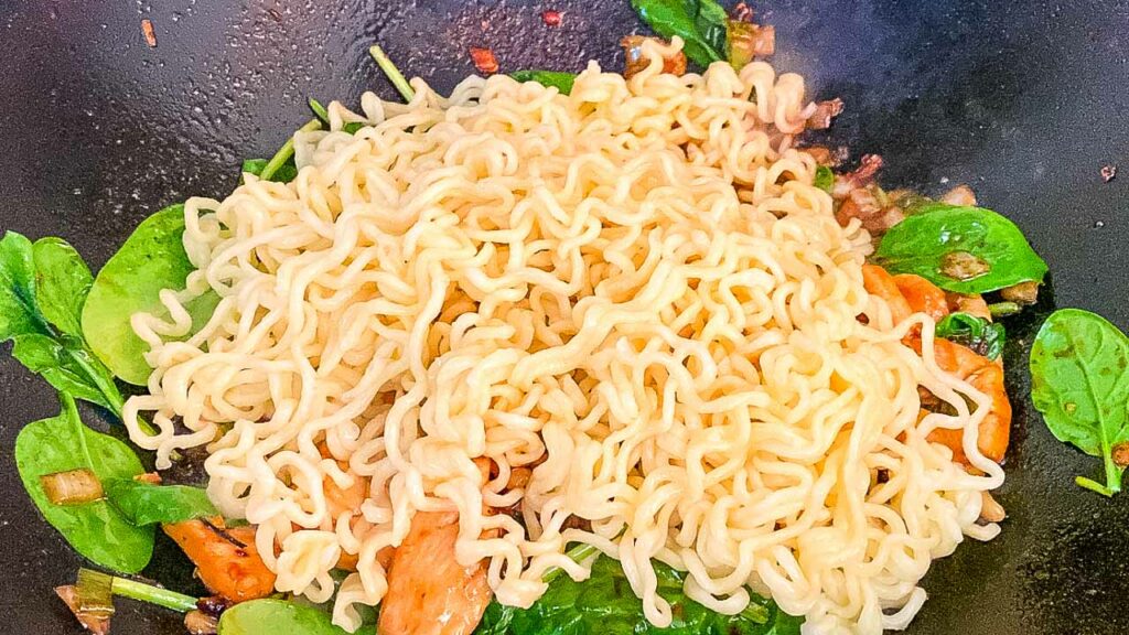 chicken stir fry with ramen noodles