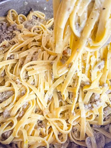 Alfredo Pasta with ground beef.